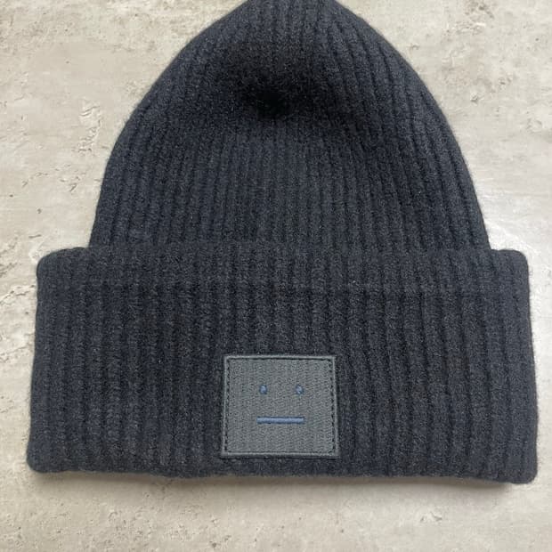 아크네 스튜디오 블랙 울 비니 56cm