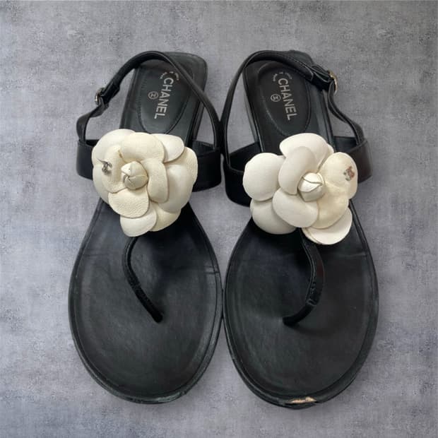 샤넬 Chanel 블랙 까멜리아 플립플랍 샌들 40 (250)