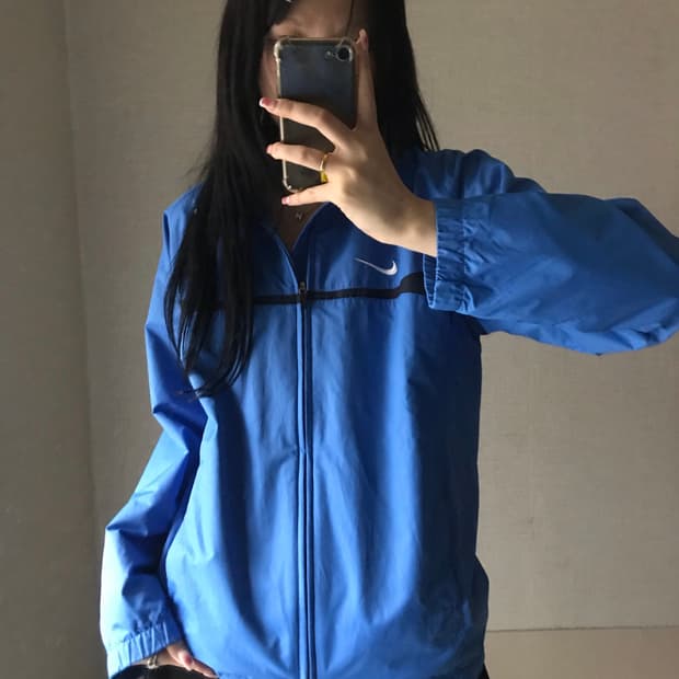 나이키 블루 바람막이