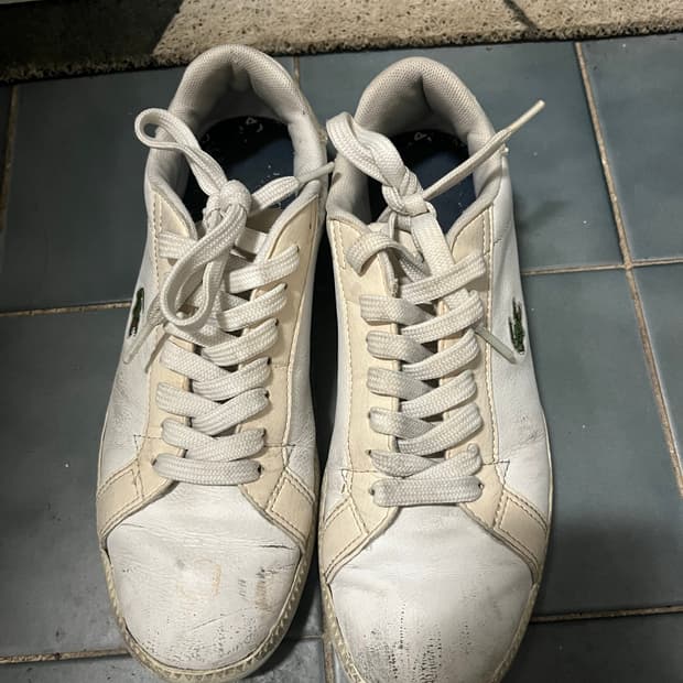 라코스테 흰색 스니커즈