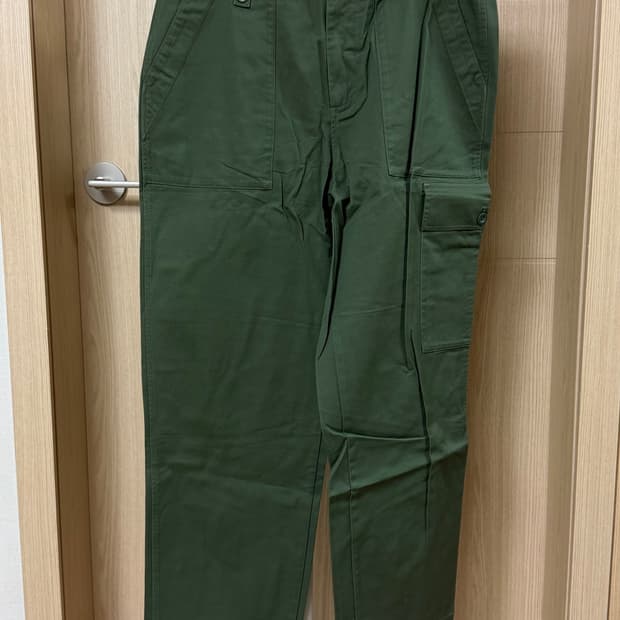 무신사스탠다드 레플리카 브리티쉬 카키 팬츠 33 새상품