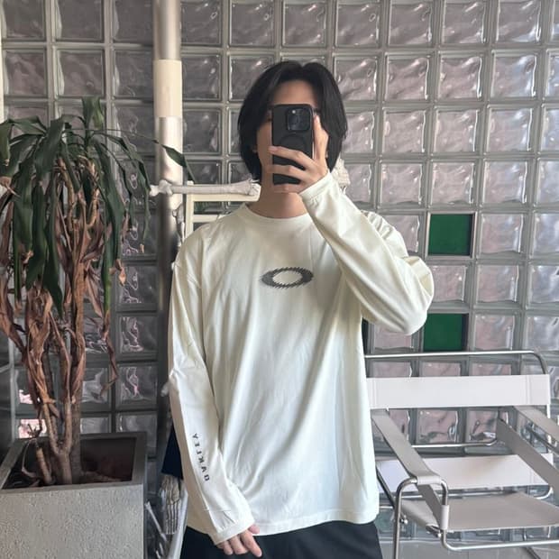 RETRO LS TEE 레트로 LS 티셔츠 FOA408131