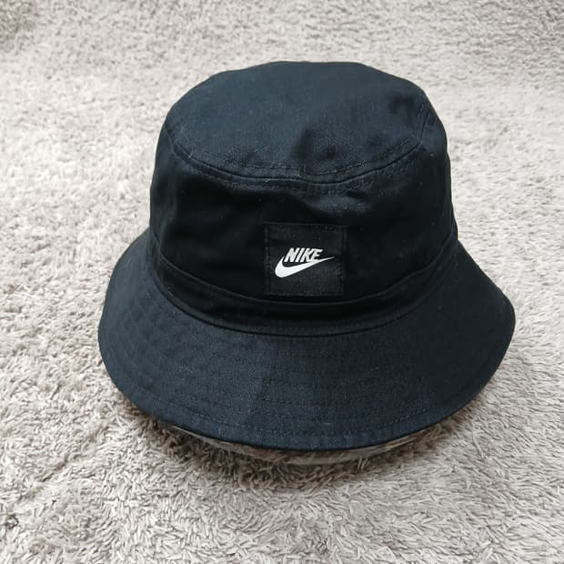 나이키 블랙 버킷햇 M/L 새제품급