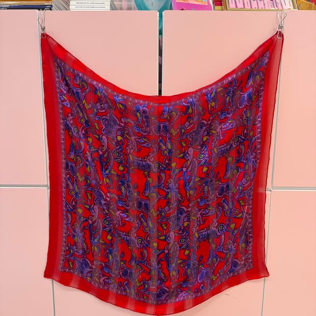 빈티지 인디안 패턴 레드 스카프