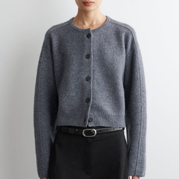 COS 25 보일드 울 가디건