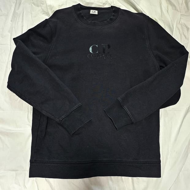 C.P 컴퍼니 빅로고 맨투맨 블랙 M