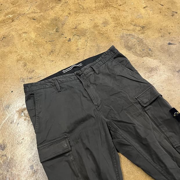 [정품/88] 스톤아일랜드 카고 팬츠 카키 b14