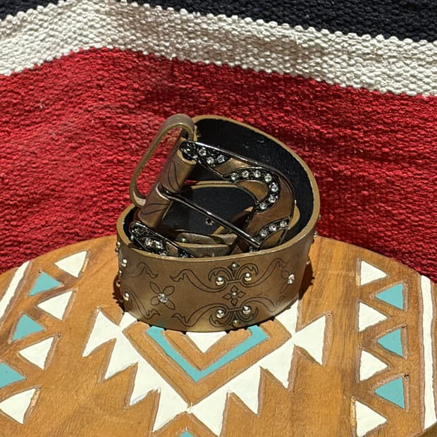 Western gold stud belt /웨스턴 골드 스터드벨트
