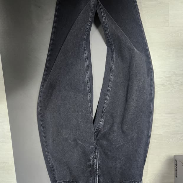 유니클로 흑청 2장 5만원