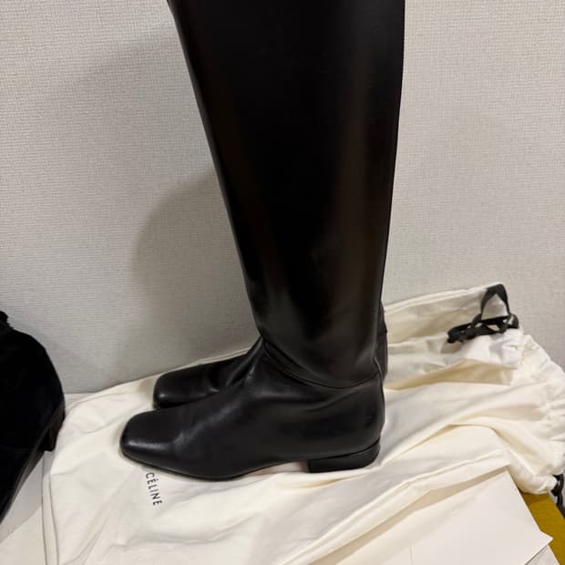 올드 셀린느 피비파일로 부츠 