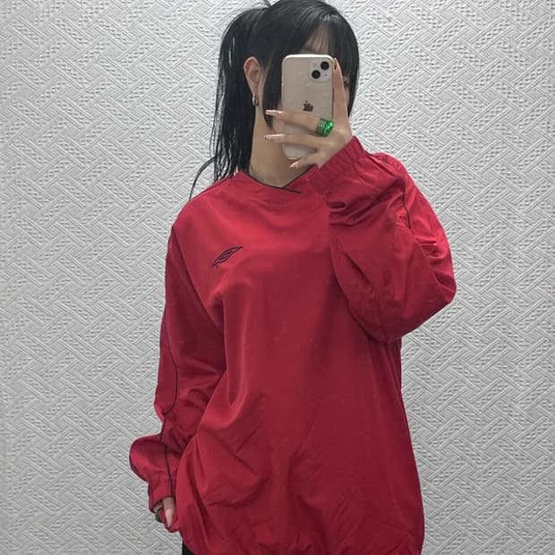 엄브로 올드스쿨 오버핏 웜업 바람막이 롱슬리브 100 C08307