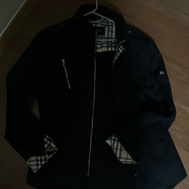 버버리 BURBERRY 빈티지 자켓 (L 사이즈 판매)