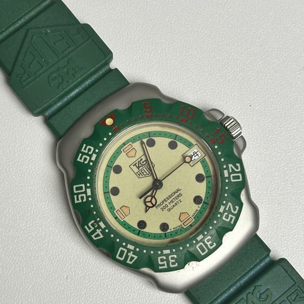 태그호이어 포뮬러1 kith 콜라보 원판