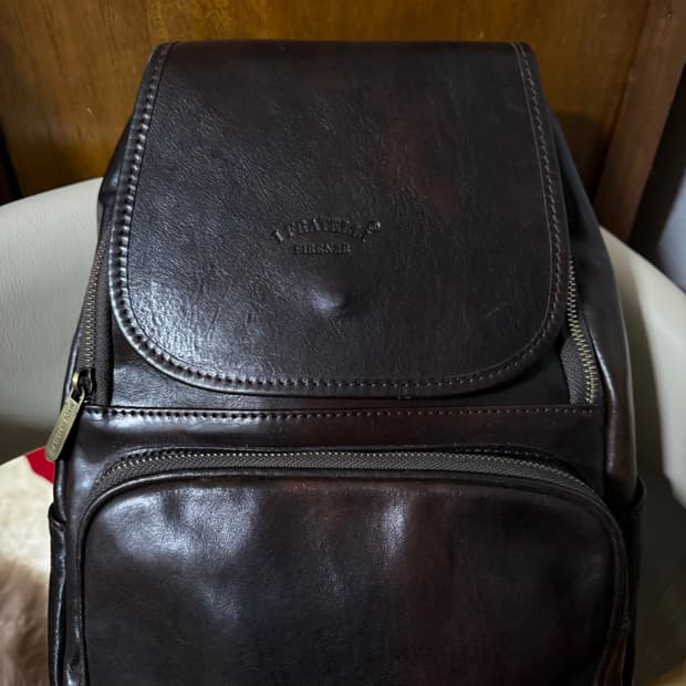 이태리통가죽여성백팩거의새것