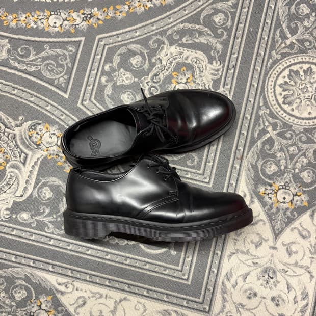 닥터마틴 1461 모노 