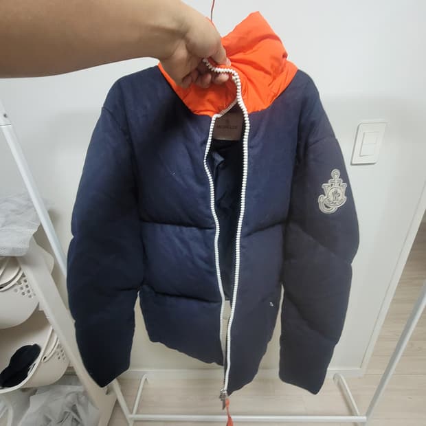 몽클레어 패딩 네이비/오렌지