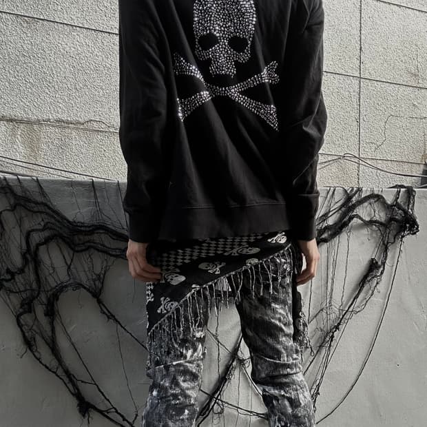 *rare* Jpn 00s ROEN 스컬 큐빅 보노넥 블랙 집업