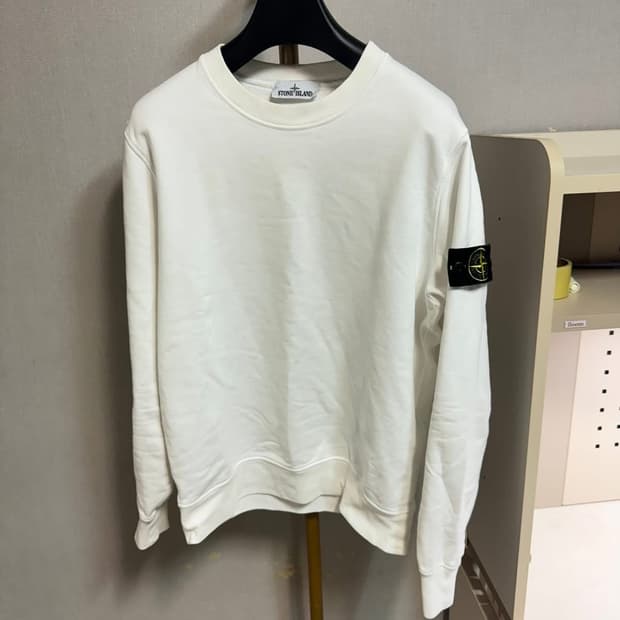 스톤아일랜드 맨투맨