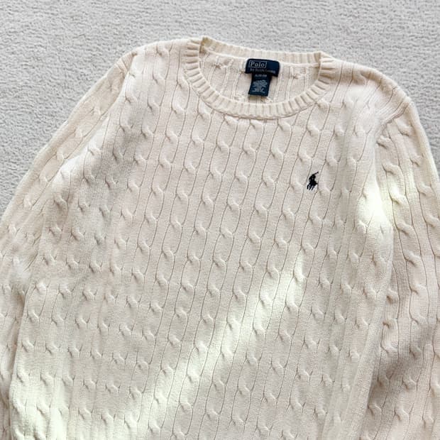 폴로 크림 케이블 니트