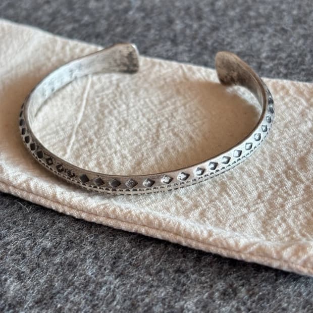 실버 오픈 뱅글 빈티지 팔찌 (새상품 / 25.5g)