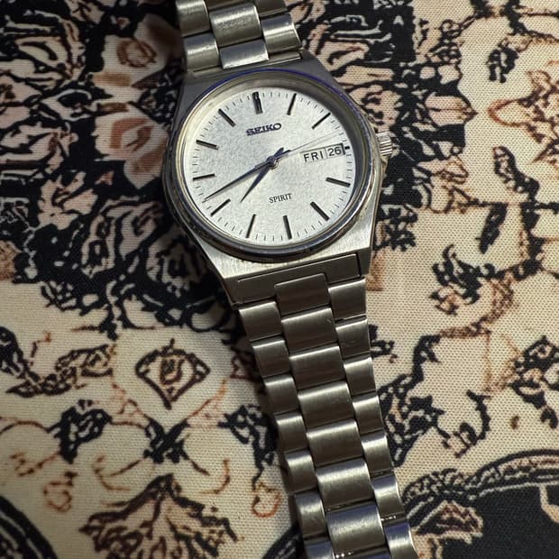 Seiko 빈티지 쿼츠 시계