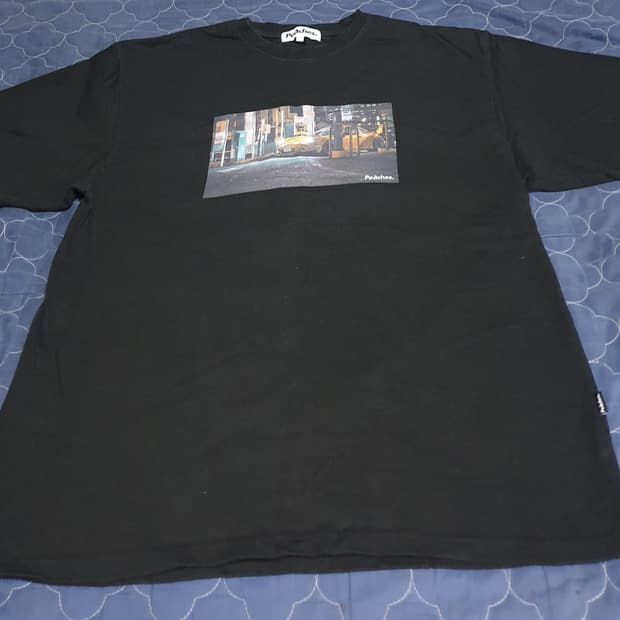 피치스 스포츠카 박스 그래피티 반팔티 블랙 (L)