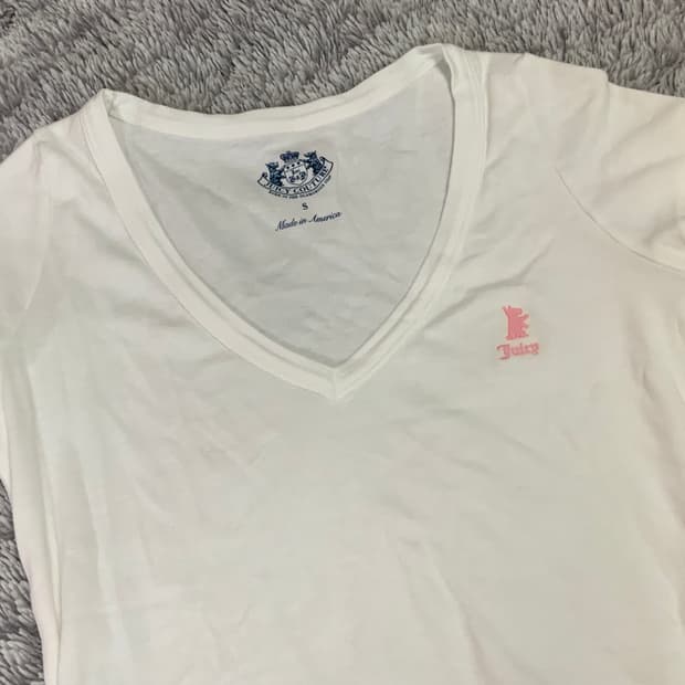 쥬시꾸뛰르 흰핑 반팔