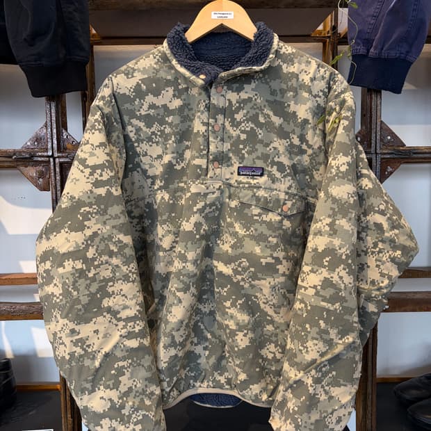 patagonia MARS reversible snap t