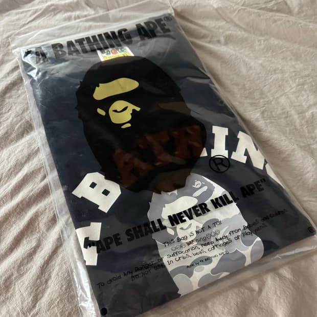 [XL] 베이프 하라주쿠 스토어 티셔츠 블랙