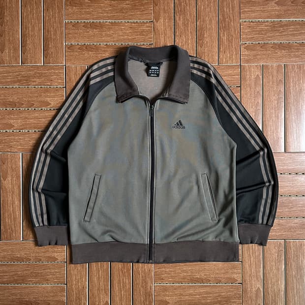00’s Adidas track top jersey jacket