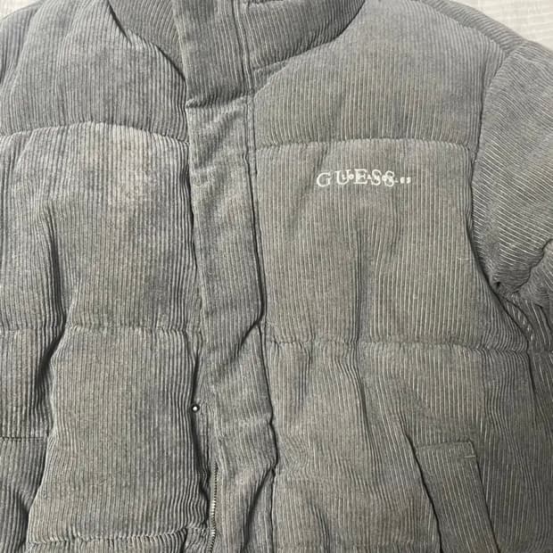 Guess 코듀로이 패딩