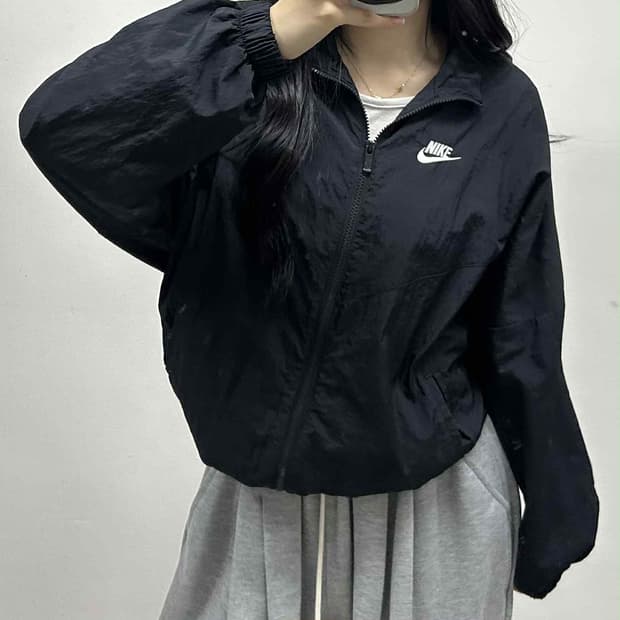 나이키 신형 에센셜 우븐 윈드브레이커 자켓 트랙탑(M)