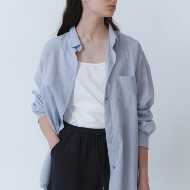 유라고(URAGO) 에어리 루즈핏 셔츠 스카이블루