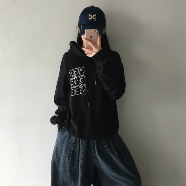 예스아이씨 빅프린팅 로고 후드티