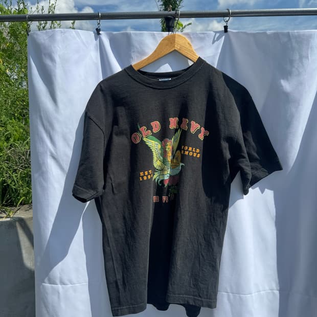 90s Old Navy World Famous 빈티지 티 L