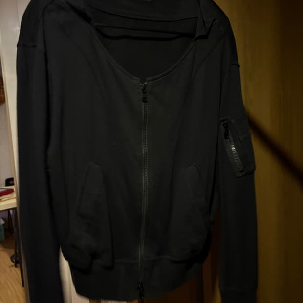 Y’s LOW NECK SIDE POCKET JACKET