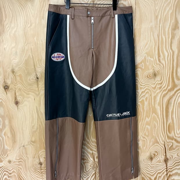 조던 X 캑터스 잭 모터 레더 팬츠