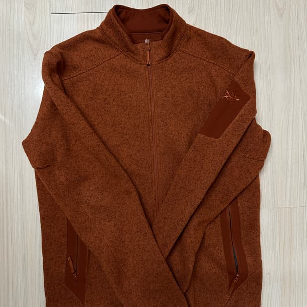 아크테릭스 커버트 플리스 집업 가디건