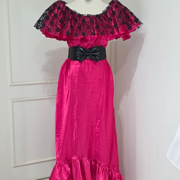 일본빈티지)오프숄더 레이스 새팅 캉캉 롱드레스 갸루파티댄스연주회시상식섹시