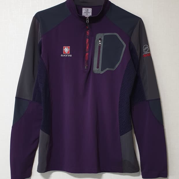 블랙야크 반집업 긴팔티 95사이즈