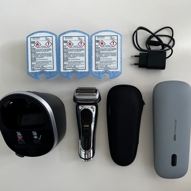 브라운 전기 면도기 시리즈9 PRO PIUS
