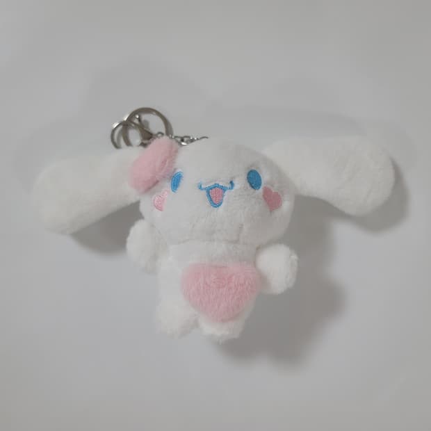 산리오 시나모롤 인형 키링 11cm(하자) 가방고리 큐방 봉제인형