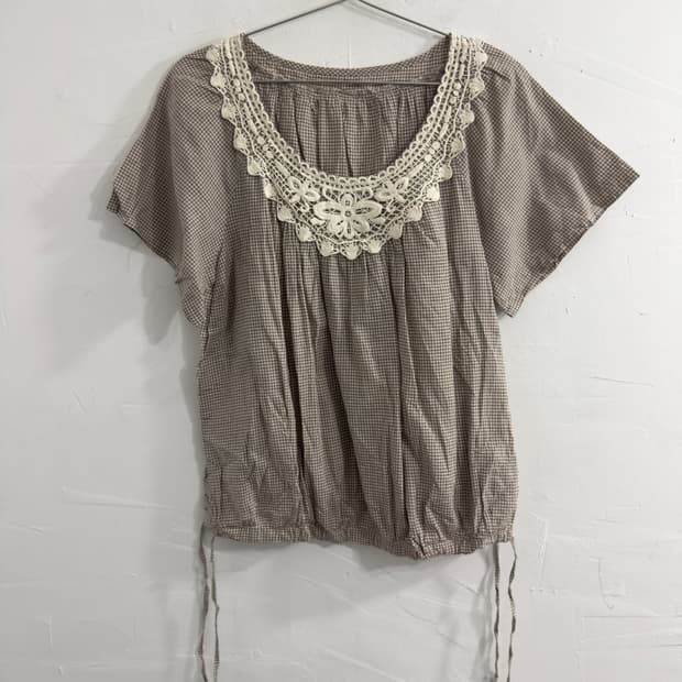 brown check blouse