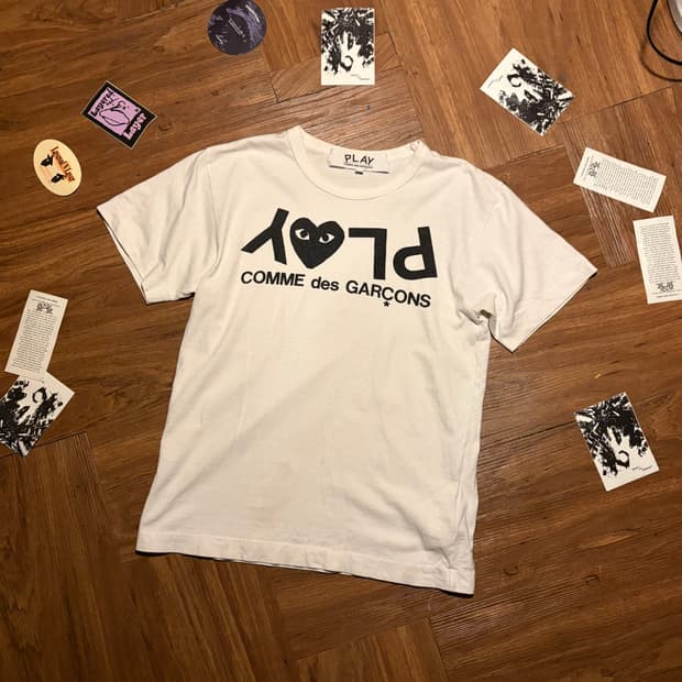 COMME DES GARCONS CROP PLAY TSHIRT
