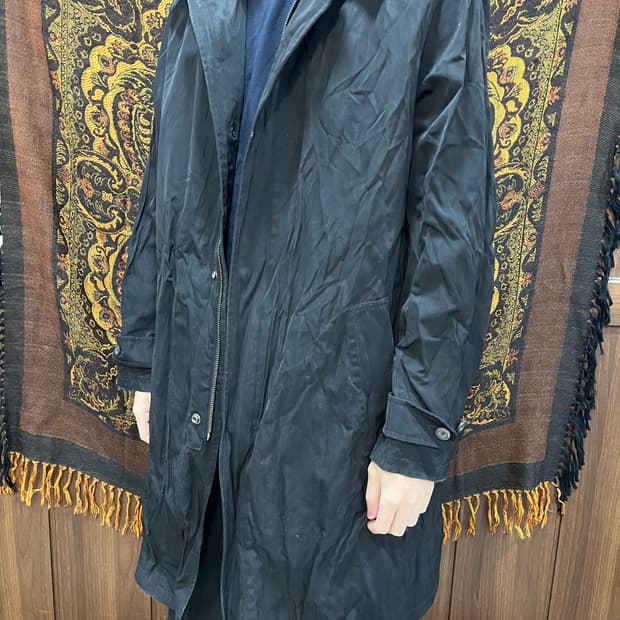 아르마니 꼴레지오니 나일론 코트 