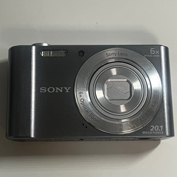 SONY Cybershot  DSC-W810 레이 디카 팝니다