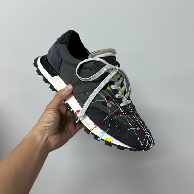 마르지엘라 아페르투라 페인팅 러너 40