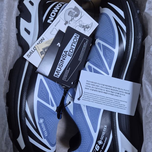 (새상품) 살로몬 XT-6 GTX 블랙 인피니티 화이트 