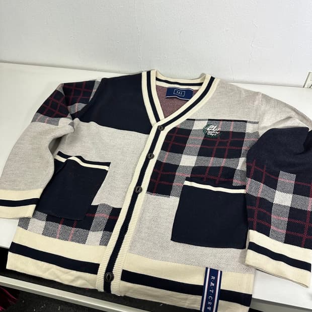 S 95 로맨틱크라운 체크 브이넥 가디건