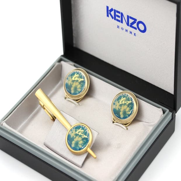 겐조 미사용,A+등급 5.4cm 끼우는 단추커버 넥타이핀 커프스 세트